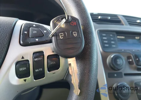 2014 Ford Explorer z USA, uszkodzony, nr VIN 1FM5K8B87EGC28475